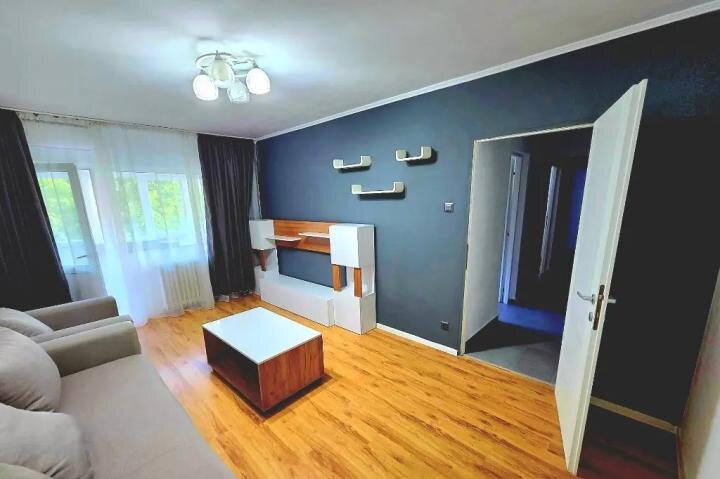 Iancului / Sachelarie Visarion / et 4 / decomandat/ renovat /